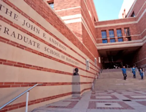 שאלות החיבורים ומועדי ההרשמה לתוכנית ה-MBA של UCLA 2026