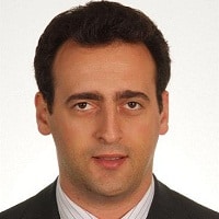 ערן פייזר - בוגר MBA 2008) INSEAD). ערן הוא בעל תואר ראשון בהנדסת חשמל מהמכון הישראלי לטכנולוגיה ערן פייזר - בוגר MBA 2008) INSEAD). ערן הוא בעל תואר ראשון בהנדסת חשמל מהמכון הישראלי לטכנולוגיה