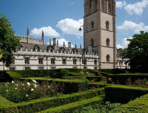 הגשת מועמדות לתוכנית ה-MBA של אוקספורד: אסטרטגיית חיבורים וטיפים של מומחים לשנת 2025-2026