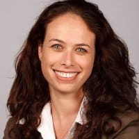 Ravit Warsha - רוית ורשה - רוית היא בוגרת קיימברידג' (MBA 2010). במסגרת לימודיה צברה רוית נסיון רב בתחום הקבלה לתוכניות ה-MBA המובילות, וסייעה למועמדים רבים לכתוב חיבורים ולהתכונן לראיונות Ravit Warsha - רוית ורשה - רוית היא בוגרת קיימברידג' (MBA 2010). במסגרת לימודיה צברה רוית נסיון רב בתחום הקבלה לתוכניות ה-MBA המובילות, וסייעה למועמדים רבים לכתוב חיבורים ולהתכונן לראיונות