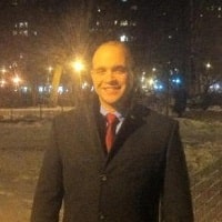 תום וולפשטיין - בוגר MBA) NYU). תום התקבל לסטרן עם מלגה, וכשהגיש אפליקיישנס התקבל גם ל-UCLA ו-IE. לתום רקע תעסוקתי טכנולוגי עשיר. לאחר שירות צבאי ביחידת 8200, עבד תום כמהנדס בחברת WeFi, ולאחר מכן עבד כמהנדס תוכנה בנוקיה ובאלביט תום וולפשטיין - בוגר MBA) NYU). תום התקבל לסטרן עם מלגה, וכשהגיש אפליקיישנס התקבל גם ל-UCLA ו-IE. לתום רקע תעסוקתי טכנולוגי עשיר. לאחר שירות צבאי ביחידת 8200, עבד תום כמהנדס בחברת WeFi, ולאחר מכן עבד כמהנדס תוכנה בנוקיה ובאלביט